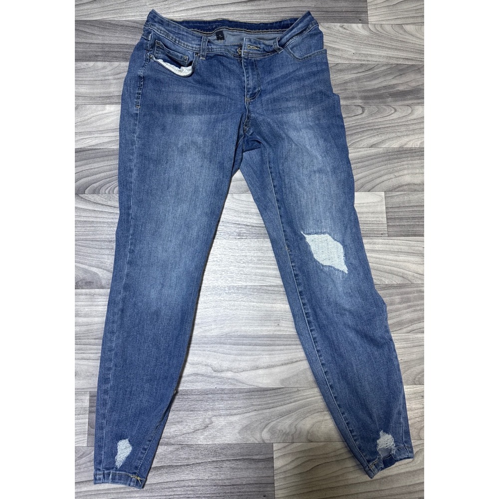INC International Concepts Women Distressed Skinny Jeans Size 10 Medium Wash